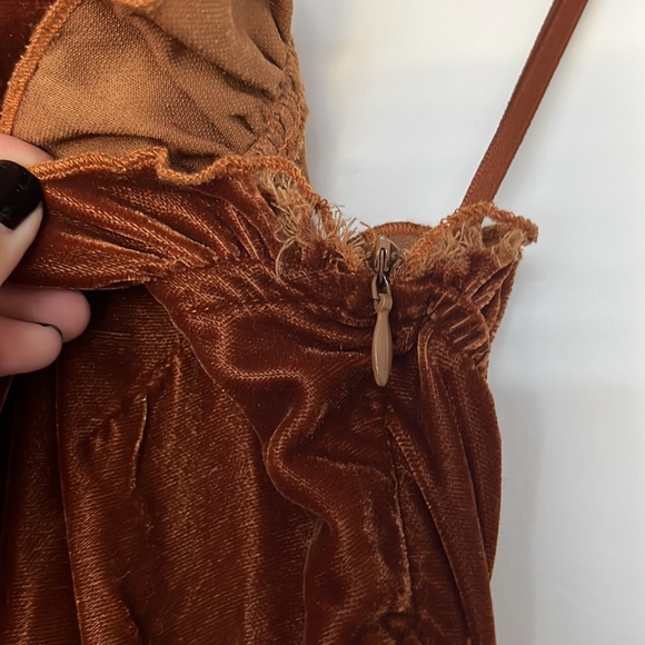 Kristinit velvet jumpsuit - Picture 5 of 5